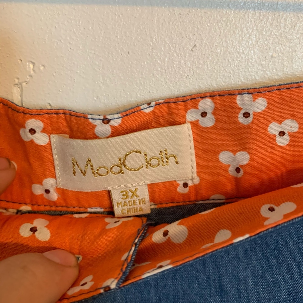 High waisted vintage style ladybug shorts - Picture 9 of 10